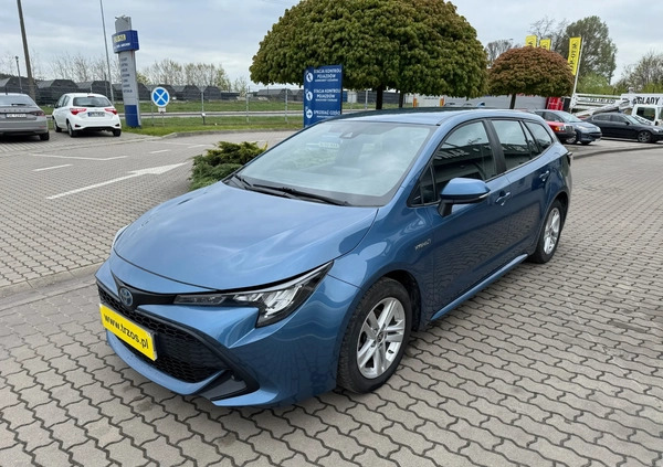 Toyota Corolla cena 56900 przebieg: 188000, rok produkcji 2021 z Gniezno małe 67